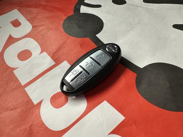 セレナ ハイウェイスター Vセレ+セーフティII SHV フルセグナビ アラウンドビューモニター フリップダウンモニター エマージェンシーブレーキ 両側パワースライドドア LEDヘッドランプ ワンオーナー(12枚目)