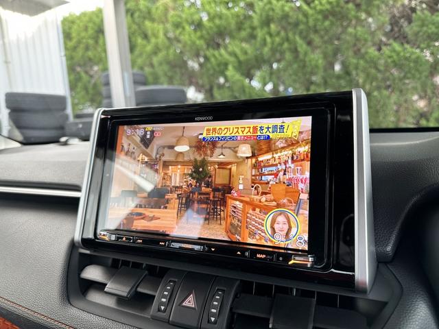 RAV4 アドベンチャー パワーバックドア 9インチフルセグナビ バックカメラ セーフティセンス レーダークルーズコントロール ドライブレコーダー エンジンスターター 純正19インチアルミ LEDヘッドランプ(6枚目)