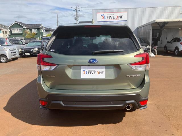 フォレスター プレミアム　アイサイトコアテクノロジー　アイサイトセイフティプラス（運転支援・視界支援）　ダイヤトーンナビ　ハーフレザーシート　全席シートヒーター　キーレスアクセス＆プッシュスタート　ＬＥＤヘッドランプ（37枚目）