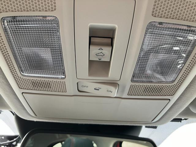 アクセラスポーツ XD ディーゼルターボ 6速マニュアル サンルーフ DVD/CD/地デジチューナー オプションエアロ(31枚目)