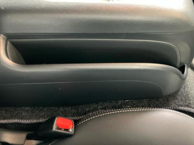 ハイエースバン 4WDロングスーパーGLダークプライム2 保証書/社外 9インチ SDナビ/デジタルインナーミラー/トヨタセーフティセンス/両側電動スライドドア/車線逸脱防止支援システム/シート ハーフレザー/ドライブレコーダー 社外 衝突被害軽減システム(27枚目)