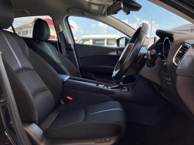 アクセラ 4WD22XDプロアクティブ 新品タイヤ/BOSE/純正 SDナビ/衝突安全装置/シートヒーター 前席/360°ビューモニター/車線逸脱防止支援システム/パーキングアシスト バックガイド/ドライブレコーダー 純正 バックカメラ(4枚目)