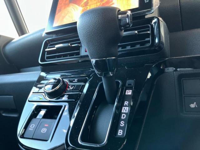 タント カスタムX 保証書/ディスプレイオーディオ9インチ/スマートアシスト(トヨタ・ダイハツ)/両側電動スライドドア/シートヒーター 前席/届出済未使用車/ヘッドランプ LED/USBジャック 衝突被害軽減システム(16枚目)