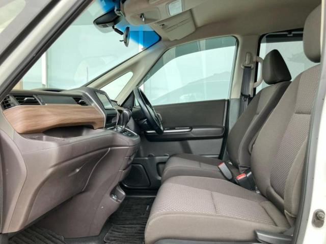 フリード Gホンダセンシング 新品タイヤ/保証書/純正 SDナビ/衝突安全装置/両側電動スライドドア/シートヒーター 前席/車線逸脱防止支援システム/ドライブレコーダー 社外/ヘッドランプ LED/USBジャック バックカメラ(7枚目)