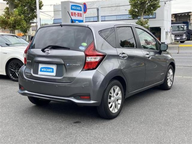 全国に店舗を展開しているのでどこでもお取り寄せが可能です！この車が気になるけど遠方だから・・・と諦める必要はありません！※別途陸送費が必要です。