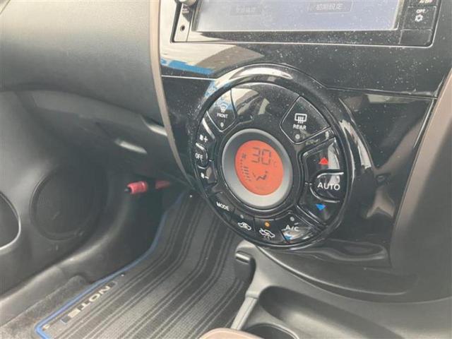 ＷＥＣＡＲＳの展示場では実際に見て、触ってお車をお選びいただけます！知識の豊富な営業スタッフが様々なカーライフをご提案いたします！