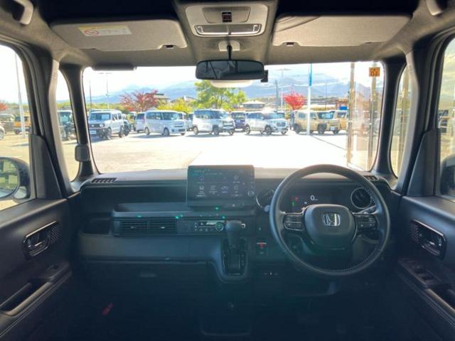 N-BOXカスタム ターボコーディネートスタイルモノトーン 保証書/純正 9インチ SDナビ/ホンダセンシング/両側電動スライドドア/シートヒーター/車線逸脱防止支援システム/シート 合皮/ヘッドランプ LED/Bluetooth接続/ETC バックカメラ(6枚目)