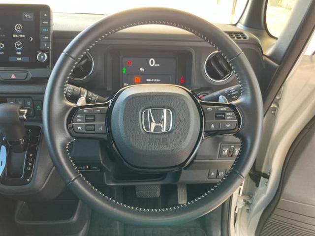 N-BOXカスタム ターボコーディネートスタイルモノトーン 保証書/純正 9インチ SDナビ/ホンダセンシング/両側電動スライドドア/シートヒーター/車線逸脱防止支援システム/シート 合皮/ヘッドランプ LED/Bluetooth接続/ETC バックカメラ(16枚目)