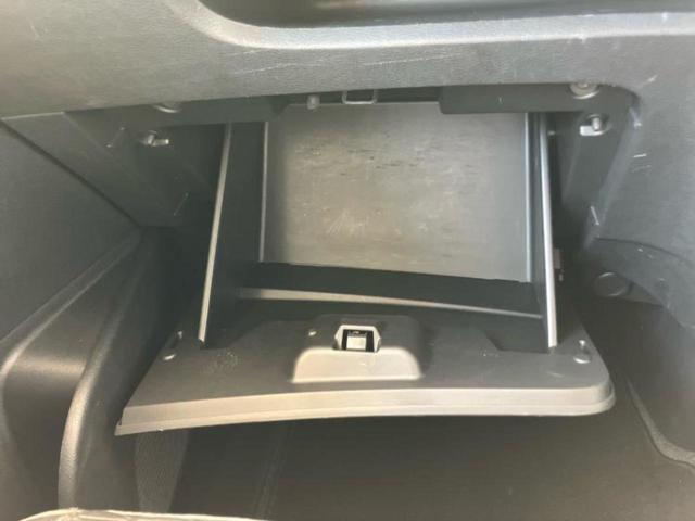 セレナ ＸＶ　保証書／ディスプレイオーディオ＋ナビ／インテリジェントルームミラー／衝突安全装置／両側電動スライドドア／アラウンドビューモニター／車線逸脱防止支援システム／シート　合皮／プロパイロット　全周囲カメラ（26枚目）