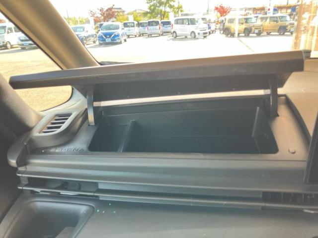 セレナ ＸＶ　保証書／ディスプレイオーディオ＋ナビ／インテリジェントルームミラー／衝突安全装置／両側電動スライドドア／アラウンドビューモニター／車線逸脱防止支援システム／シート　合皮／プロパイロット　全周囲カメラ（28枚目）