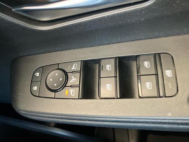 セレナ ＸＶ　保証書／ディスプレイオーディオ＋ナビ／インテリジェントルームミラー／衝突安全装置／両側電動スライドドア／アラウンドビューモニター／車線逸脱防止支援システム／シート　合皮／プロパイロット　全周囲カメラ（32枚目）