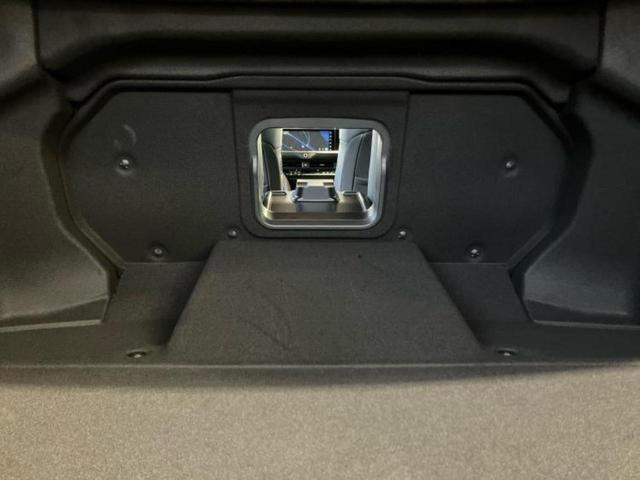 クラウンクロスオーバー 4WD Gアドバンスドレザーパッケージ 新品タイヤ/保証書/ディスプレイオーディオ+ナビ/衝突安全装置/シートヒーター/全方位モニター/車線逸脱防止支援システム/シート 合皮/ヘッドランプ LED/Bluetooth接続 全周囲カメラ(45枚目)