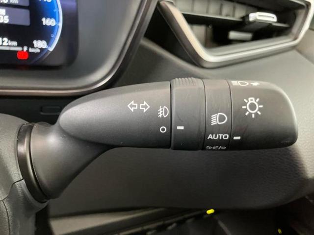 カローラツーリング 4WDハイブリッドダブルバイビー 保証書/ディスプレイオーディオ+ナビ10.5インチ/衝突安全装置/車線逸脱防止支援システム/シート ハーフレザー/ヘッドランプ LED/Bluetooth接続/ETC2.0/EBD付ABS 4WD(17枚目)