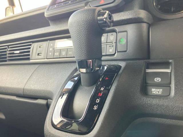 N-BOXカスタム ターボ 保証書/純正 8インチ SDナビ/両側電動スライドドア/シートヒーター/車線逸脱防止支援システム/シート ハーフレザー/ドライブレコーダー 前後/ヘッドランプ LED/Bluetooth接続 ドラレコ(28枚目)