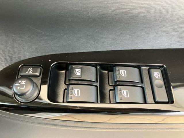 国産車から輸入車まで多様なお客様のニーズのお応えできるように、全国規模で豊富な在庫展開！車のことならＷＥＣＡＲＳへ！