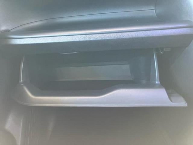 ヴォクシー ＺＳキラメキ２　新品タイヤ／エアロ／保証書／社外　１０インチ　ＳＤナビ／フリップダウンモニター　社外　１２．８インチ／衝突安全装置／両側電動スライドドア／車線逸脱防止支援システム／ドライブレコーダー　純正　フルエアロ（26枚目）