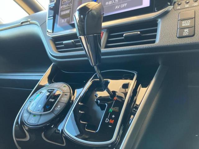 ヴォクシー ＺＳキラメキ２　新品タイヤ／エアロ／保証書／社外　１０インチ　ＳＤナビ／フリップダウンモニター　社外　１２．８インチ／衝突安全装置／両側電動スライドドア／車線逸脱防止支援システム／ドライブレコーダー　純正　フルエアロ（29枚目）