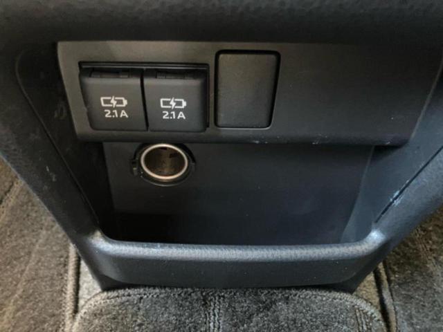 ヴォクシー ＺＳキラメキ２　新品タイヤ／エアロ／保証書／社外　１０インチ　ＳＤナビ／フリップダウンモニター　社外　１２．８インチ／衝突安全装置／両側電動スライドドア／車線逸脱防止支援システム／ドライブレコーダー　純正　フルエアロ（40枚目）