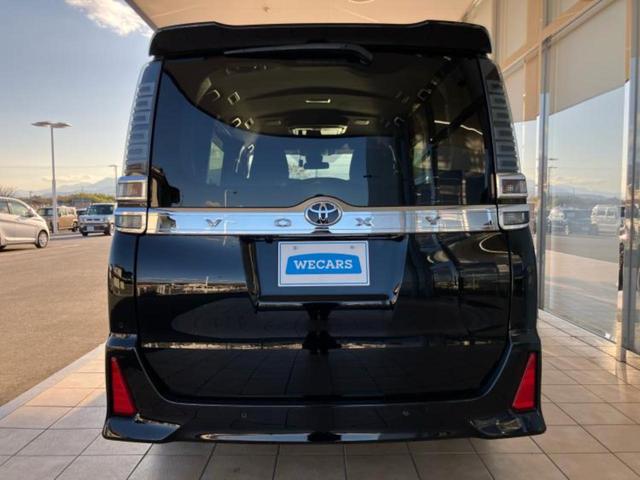 ヴォクシー ＺＳキラメキ２　新品タイヤ／エアロ／保証書／社外　１０インチ　ＳＤナビ／フリップダウンモニター　社外　１２．８インチ／衝突安全装置／両側電動スライドドア／車線逸脱防止支援システム／ドライブレコーダー　純正　フルエアロ（58枚目）