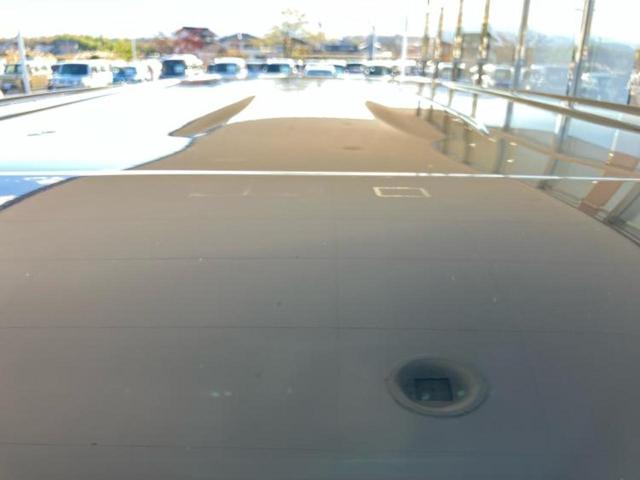 ヴォクシー ＺＳキラメキ２　新品タイヤ／エアロ／保証書／社外　１０インチ　ＳＤナビ／フリップダウンモニター　社外　１２．８インチ／衝突安全装置／両側電動スライドドア／車線逸脱防止支援システム／ドライブレコーダー　純正　フルエアロ（61枚目）