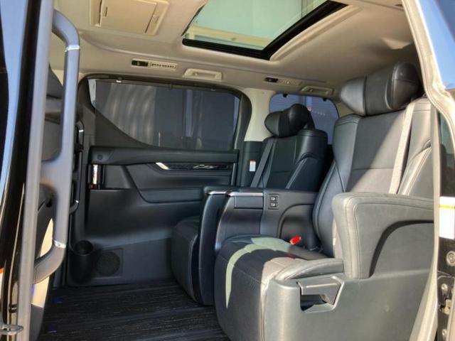 アルファード S Cパッケージ 新品タイヤ/サンルーフ/保証書/純正 10インチ SDナビ/フリップダウンモニター/トヨタセーフティセンス/両側電動スライドドア/シートヒーター 前席/車線逸脱防止支援システム/シート 合皮(8枚目)