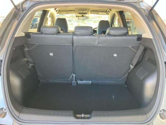 ノート X 新品タイヤ/保証書/純正 SDナビ/インテリジェントルームミラー/衝突安全装置/シートヒーター 前席/アラウンドビューモニター/車線逸脱防止支援システム/ヘッドランプ LED/USBジャック 禁煙車(19枚目)