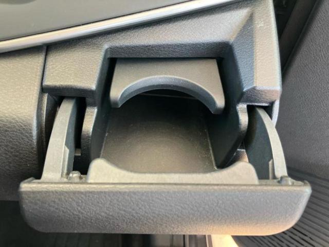 ノート X 新品タイヤ/保証書/純正 SDナビ/インテリジェントルームミラー/衝突安全装置/シートヒーター 前席/アラウンドビューモニター/車線逸脱防止支援システム/ヘッドランプ LED/USBジャック 禁煙車(26枚目)