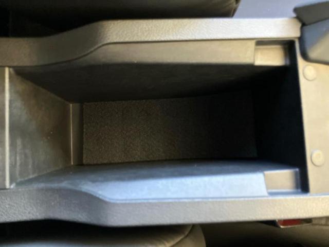 ノート X 新品タイヤ/保証書/純正 SDナビ/インテリジェントルームミラー/衝突安全装置/シートヒーター 前席/アラウンドビューモニター/車線逸脱防止支援システム/ヘッドランプ LED/USBジャック 禁煙車(38枚目)