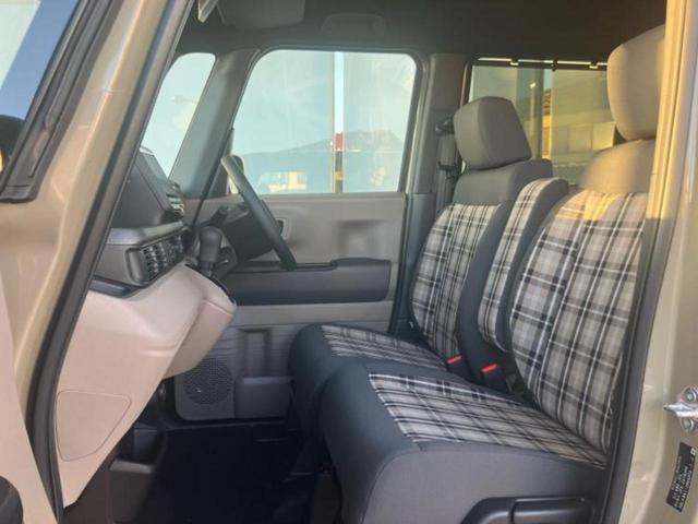 Ｎ－ＢＯＸジョイ ヒョウジュン２トーン　保証書／純正　８インチ　ナビ／ホンダセンシング／電動スライドドア／シートヒーター　前席／車線逸脱防止支援システム／登録済未使用車／ヘッドランプ　ＬＥＤ／Ｂｌｕｅｔｏｏｔｈ接続／ＥＢＤ付ＡＢＳ　禁煙車（7枚目）