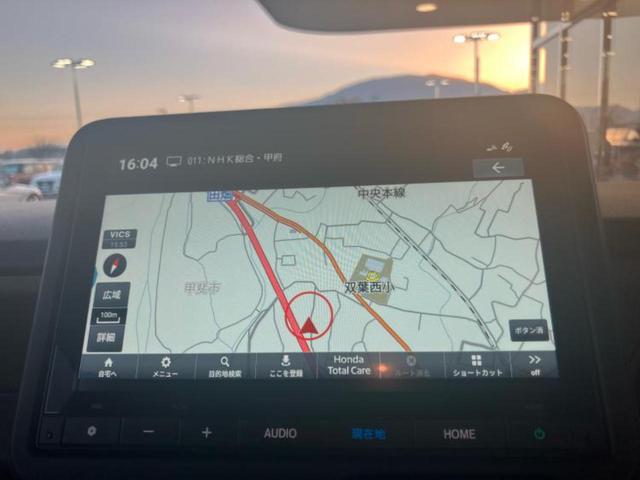 Ｎ－ＢＯＸジョイ ヒョウジュン２トーン　保証書／純正　８インチ　ナビ／ホンダセンシング／電動スライドドア／シートヒーター　前席／車線逸脱防止支援システム／登録済未使用車／ヘッドランプ　ＬＥＤ／Ｂｌｕｅｔｏｏｔｈ接続／ＥＢＤ付ＡＢＳ　禁煙車（10枚目）