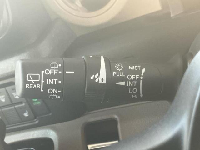 Ｎ－ＢＯＸジョイ ヒョウジュン２トーン　保証書／純正　８インチ　ナビ／ホンダセンシング／電動スライドドア／シートヒーター　前席／車線逸脱防止支援システム／登録済未使用車／ヘッドランプ　ＬＥＤ／Ｂｌｕｅｔｏｏｔｈ接続／ＥＢＤ付ＡＢＳ　禁煙車（18枚目）