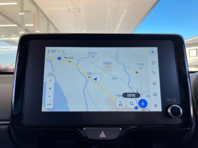 ヤリスクロス ハイブリッドZ 保証書/ディスプレイオーディオ+ナビ/衝突安全装置/シートヒーター/パノラミックビューモニター/車線逸脱防止支援システム/シート ハーフレザー/パーキングアシスト 自動操舵/電動バックドア 禁煙車(9枚目)