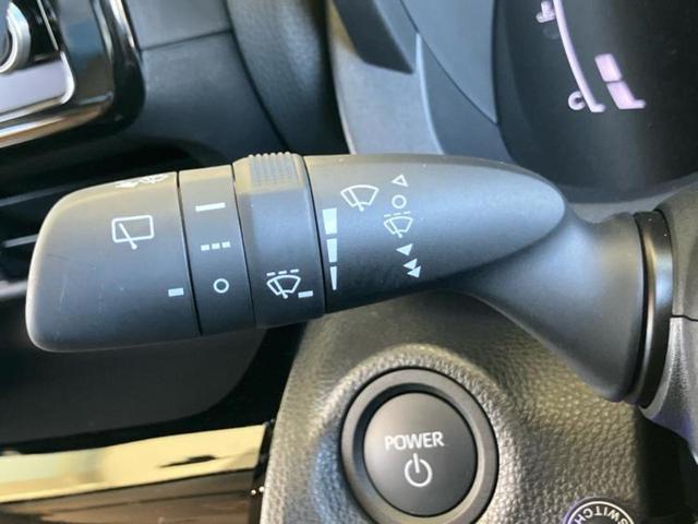 ヤリスクロス ハイブリッドZ 保証書/ディスプレイオーディオ+ナビ/衝突安全装置/シートヒーター/パノラミックビューモニター/車線逸脱防止支援システム/シート ハーフレザー/パーキングアシスト 自動操舵/電動バックドア 禁煙車(17枚目)