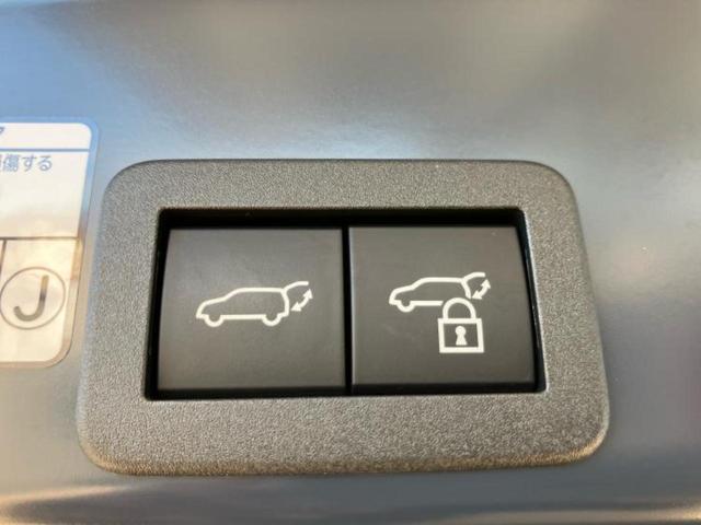 ヤリスクロス ハイブリッドZ 保証書/ディスプレイオーディオ+ナビ/衝突安全装置/シートヒーター/パノラミックビューモニター/車線逸脱防止支援システム/シート ハーフレザー/パーキングアシスト 自動操舵/電動バックドア 禁煙車(40枚目)