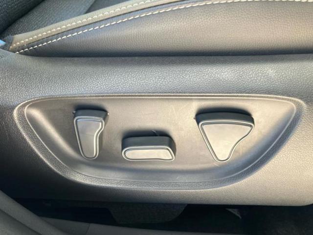 ヤリスクロス ハイブリッドZ 保証書/ディスプレイオーディオ+ナビ/衝突安全装置/シートヒーター/パノラミックビューモニター/車線逸脱防止支援システム/シート ハーフレザー/パーキングアシスト 自動操舵/電動バックドア 禁煙車(42枚目)