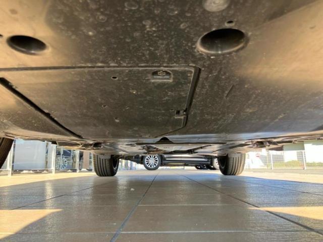 ヤリスクロス ハイブリッドZ 保証書/ディスプレイオーディオ+ナビ/衝突安全装置/シートヒーター/パノラミックビューモニター/車線逸脱防止支援システム/シート ハーフレザー/パーキングアシスト 自動操舵/電動バックドア 禁煙車(50枚目)