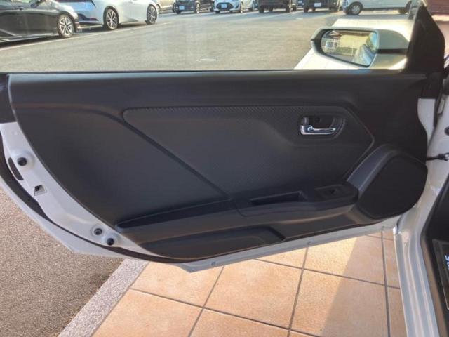 S660 アルファ 新品タイヤ/保証書/ディスプレイオーディオ/シート ハーフレザー/ヘッドランプ LED/ETC/EBD付ABS/横滑り防止装置/バックモニター/エアバッグ 運転席/エアバッグ 助手席 バックカメラ(20枚目)