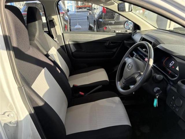 ミライース Ｌ　ＳＡ３　保証書／スマートアシスト（トヨタ・ダイハツ）／車線逸脱防止支援システム／ＥＢＤ付ＡＢＳ／横滑り防止装置／禁煙車／エアバッグ　運転席／エアバッグ　助手席／パワーウインドウ／パワーステアリング（5枚目）