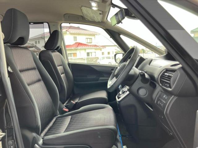 セレナ ｅパワーハイウェイスターＶ　新品タイヤ／保証書／純正　９インチ　ＳＤナビ／インテリジェントルームミラー／衝突安全装置／両側電動スライドドア／アラウンドビューモニター／車線逸脱防止支援システム／プロパイロット　衝突被害軽減システム（4枚目）