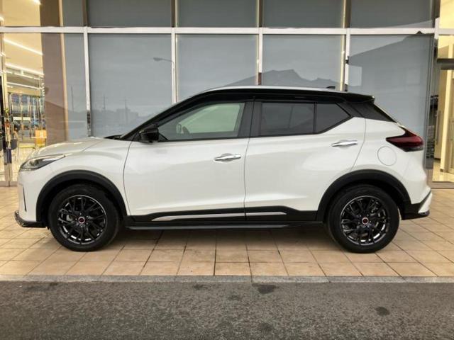 キックス Ｘツートーンインテリアエディション　純正　９インチ　ＳＤナビ／インテリジェントルームミラー／衝突安全装置／シートヒーター／アラウンドビューモニター／車線逸脱防止支援システム／シート　合皮／プロパイロット／ドライブレコーダー　純正　禁煙車（2枚目）