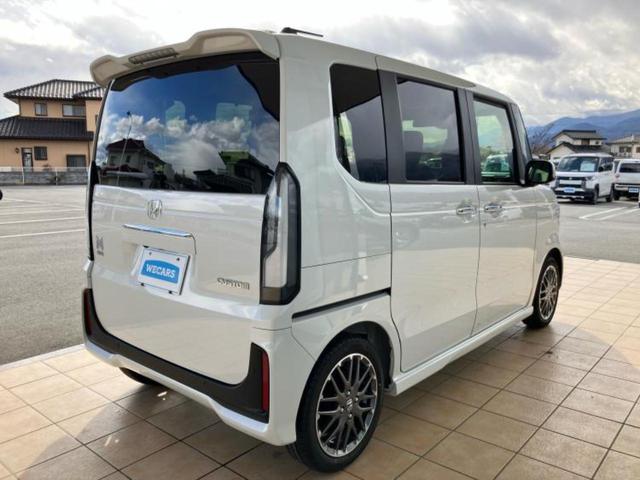 Ｎ－ＢＯＸカスタム ターボ　保証書／純正　８インチ　ナビ／ホンダセンシング／両側電動スライドドア／シートヒーター　前席／車線逸脱防止支援システム／登録済未使用車／ヘッドランプ　ＬＥＤ／Ｂｌｕｅｔｏｏｔｈ接続／ＥＢＤ付ＡＢＳ（3枚目）