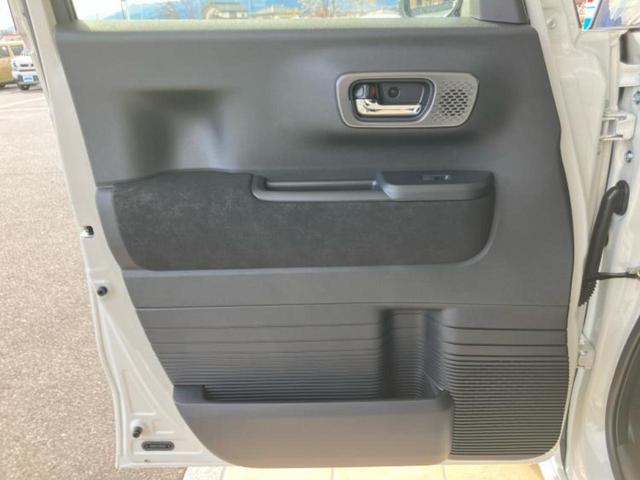 Ｎ－ＢＯＸカスタム ターボ　保証書／純正　８インチ　ナビ／ホンダセンシング／両側電動スライドドア／シートヒーター　前席／車線逸脱防止支援システム／登録済未使用車／ヘッドランプ　ＬＥＤ／Ｂｌｕｅｔｏｏｔｈ接続／ＥＢＤ付ＡＢＳ（23枚目）