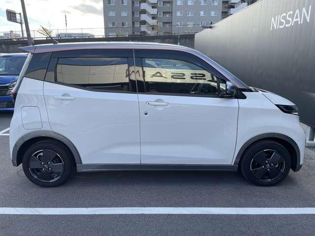 サクラ G バッテリー容量100 日産コネクトナビ ア(2枚目)