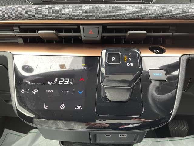 サクラ G バッテリー容量100 日産コネクトナビ ア(8枚目)