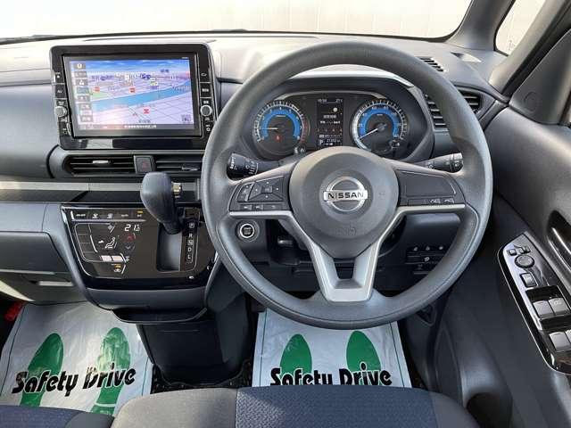 ルークス ６６０　ハイウェイスターＸ　純正ナビ　アラウンドビュー（4枚目）