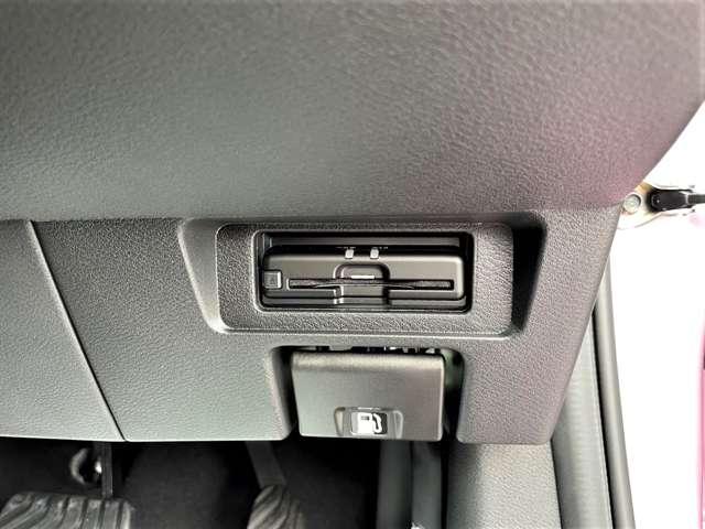 ノート １．２　Ｘ　純正ナビ　アラウンドビュー　ドラレコ（12枚目）