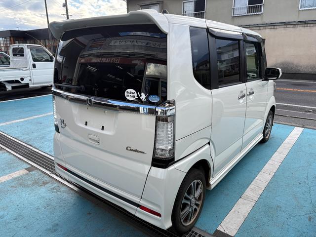N-BOX+カスタム G・ターボパッケージ 4WD ターボ オートマ 両側パワースライド フルセグテレビ ナビ ETC オートエアコン(4枚目)