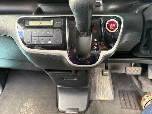 N-BOX+カスタム G・ターボパッケージ 4WD ターボ オートマ 両側パワースライド フルセグテレビ ナビ ETC オートエアコン(15枚目)