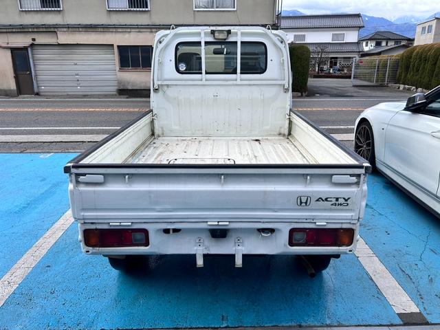 アクティトラック タウン　４ＷＤ　５ＭＴ　エアコン（6枚目）