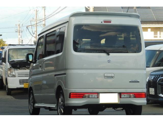 リヤワイパー付きです